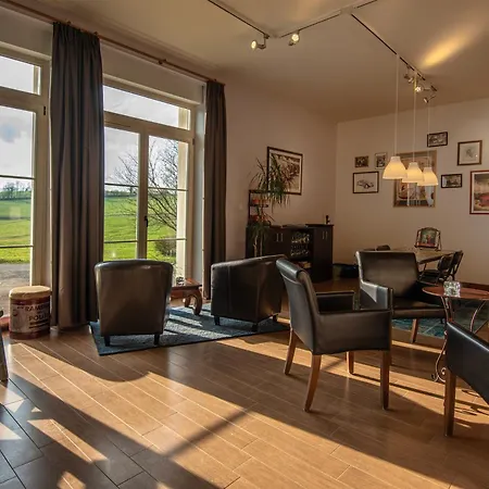 Le Mont Cigale - D'hotes Et Restaurant Bed & Breakfast 3*