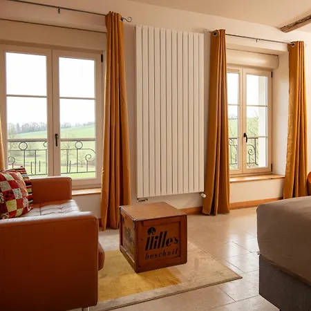 Bed & Breakfast Le Mont Cigale - D'hotes Et Restaurant 3*