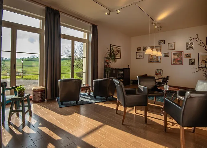 Le Mont Cigale - D'hotes Et Restaurant Bed & Breakfast 3*