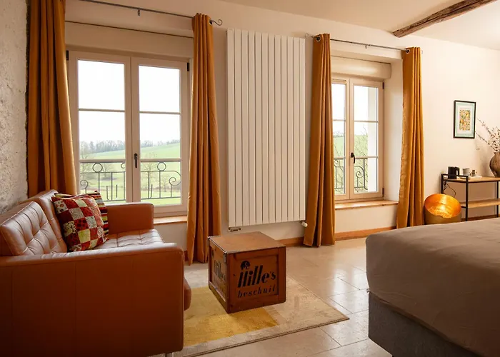 Bed & Breakfast Le Mont Cigale - D'hotes Et Restaurant 3*